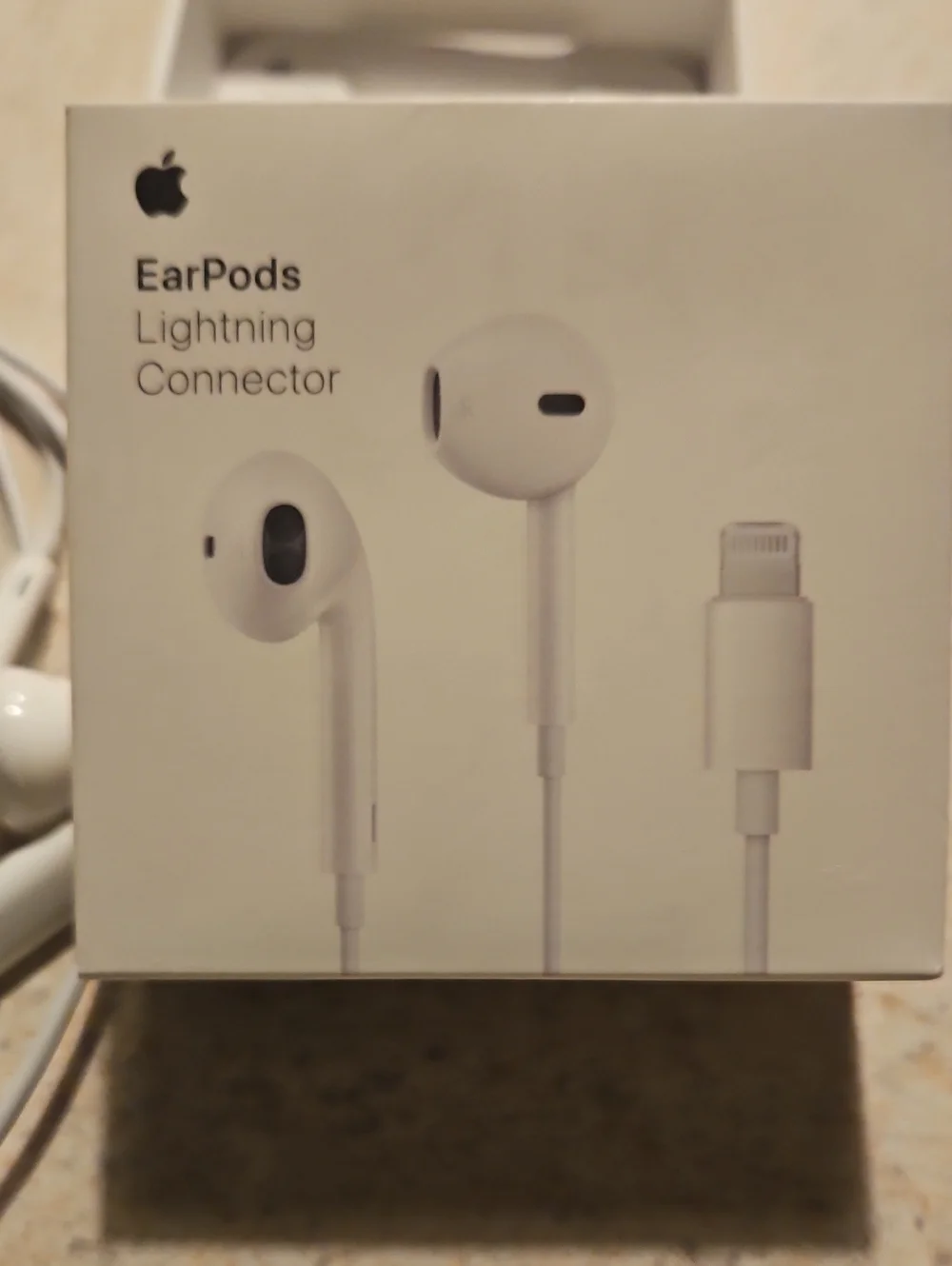 Apple EarPods Lightning Connector - White